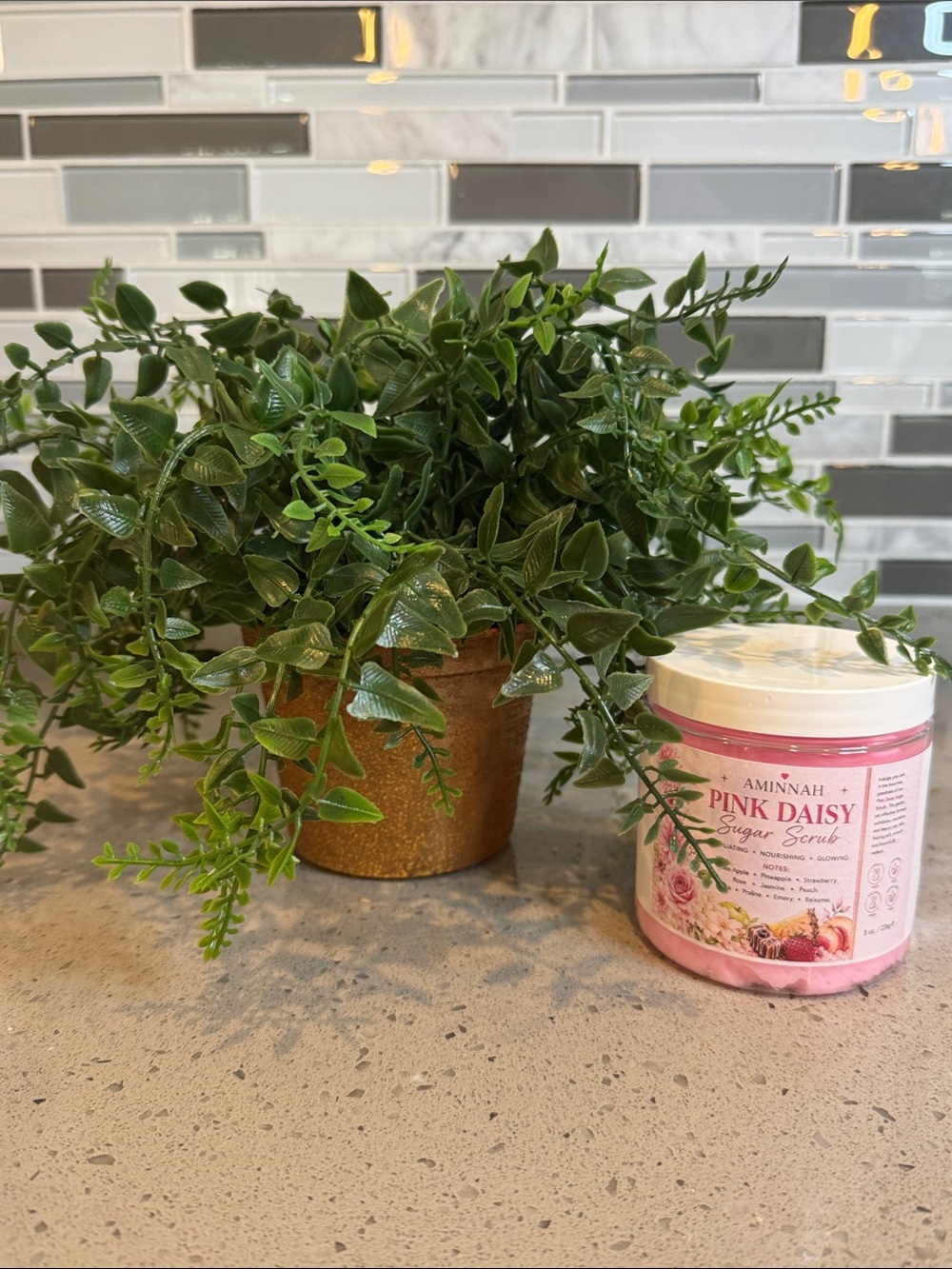 🔥LIMITED EDITION PINK DAISY SCRUB🔥